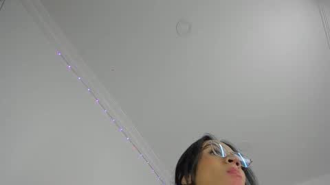 my_brunetteee online show from December 19, 2:38 am