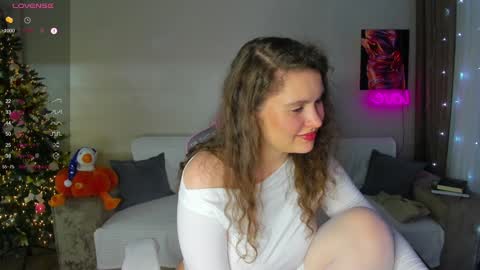 Emmy online show from December 31, 8:23 pm