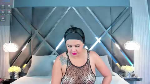 Mariana Evans online show from November 22, 11:35 am