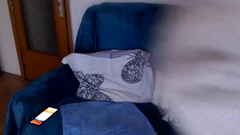 Mia kane online show from October 7, 11:58 am