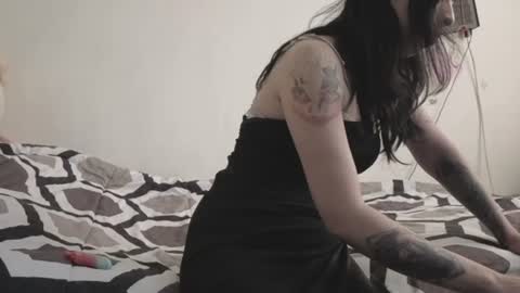 miagosling  NTMU  Dont forget follow me  online show from July 14, 4:11 pm