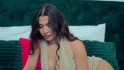 MyaMuuse online show from May 22, 3:43 pm