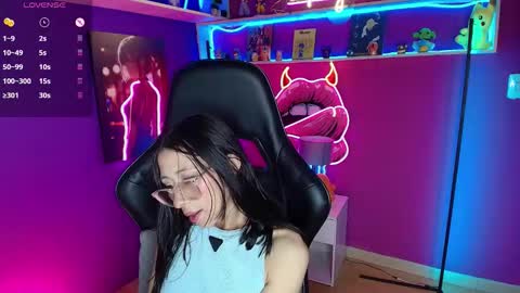 Milly Cute online show from February 21, 6:47 am