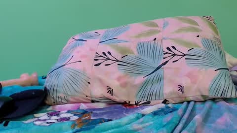 Angel Cute online show from October 6, 8:35 pm