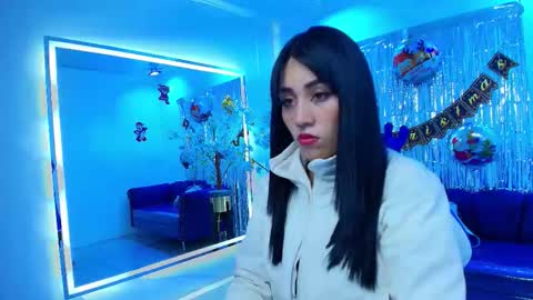 myla_evans online show from December 14, 3:12 am