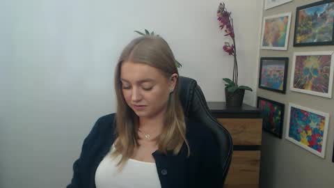 Erica online show from September 27, 12:34 pm