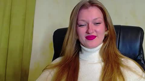 mysticvenus_ online show from December 4, 3:35 pm