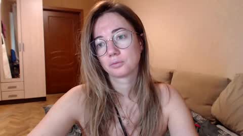 Maya online show from January 31, 4:03 am