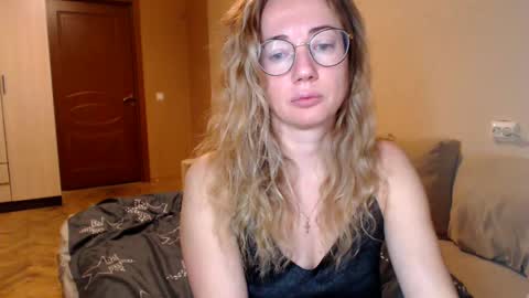 Maya online show from January 17, 3:23 am