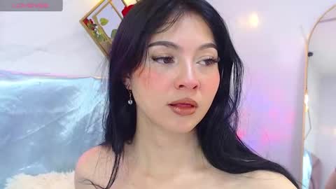 naamah_b online show from February 20, 1:30 pm