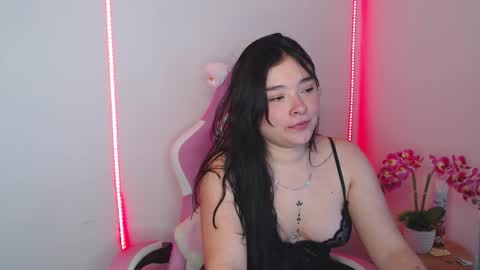 nahia cute     only   online show from March 14, 7:04 pm