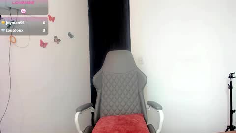 N A L A  NEW instagram nala jordan08 online show from September 13, 2:03 pm