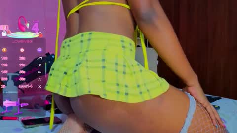 nalajoyce online show from September 19, 10:47 am