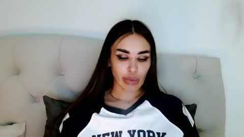Lady online show from June 13, 7:33 pm
