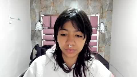 nami_usagi online show from December 26, 11:10 am