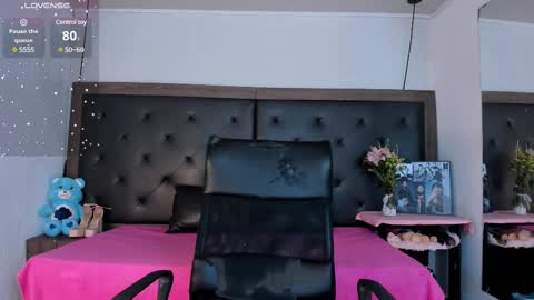 namithomson online show from March 9, 12:31 am