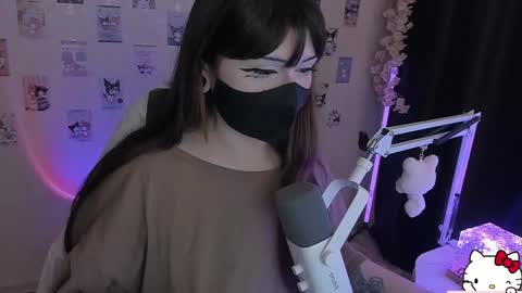 Nanamin online show from April 13, 5:25 pm