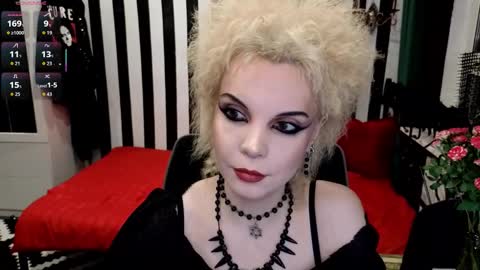 Nancy online show from January 9, 12:15 am