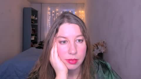 Nancy online show from December 17, 8:29 am