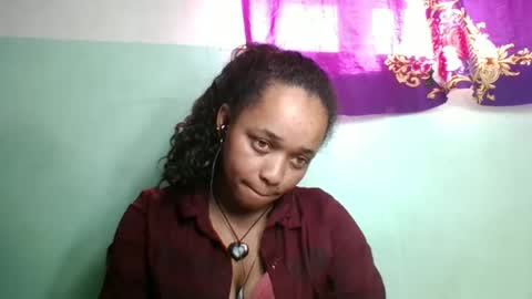 nandrianina416143 online show from April 9, 6:41 am