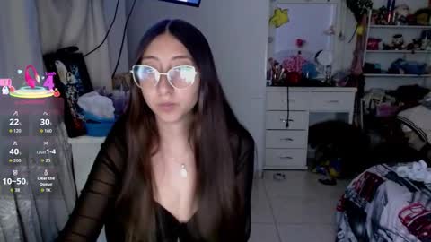 nanylux online show from January 7, 2:48 am