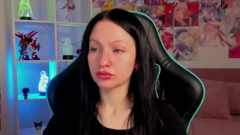 Naomi online show from February 25, 6:01 am