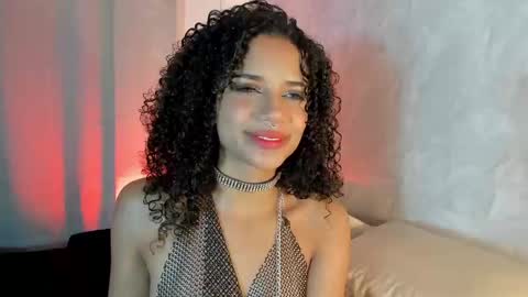 naomidawson online show from January 17, 10:56 pm