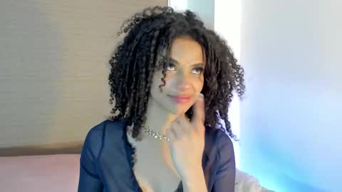 naomidawson online show from September 12, 12:33 am