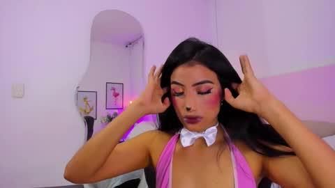 naomiiii   online show from October 17, 12:41 pm