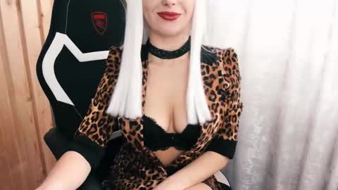 Naomi online show from March 3, 7:47 am