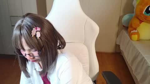 Naree online show from May 23, 2:59 pm