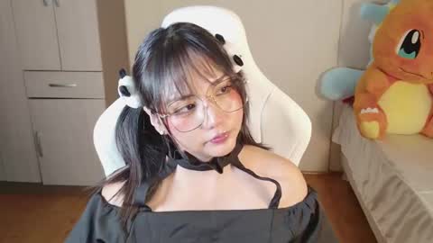 Naree online show from March 18, 3:39 pm