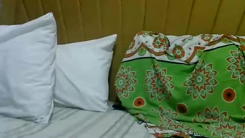 Sweet Ella online show from September 16, 3:03 am