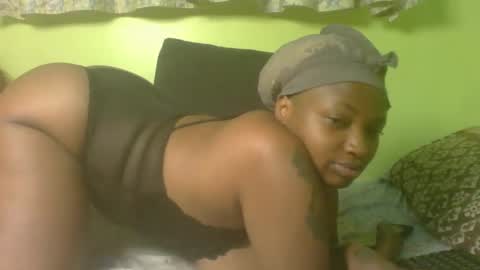 Snapshot of nasty_sly chatting on October 21, 7:18 pm nasty_sly online show from October 21, 7:18 pm