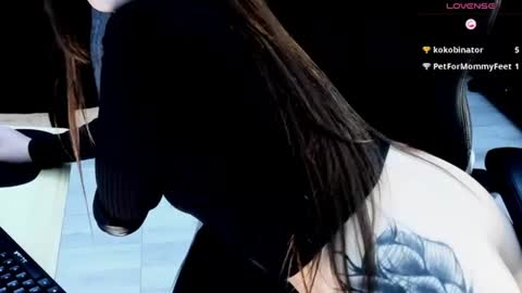 nastykatty_ online show from June 18, 10:25 pm