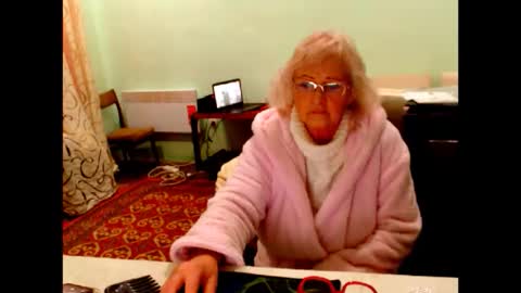 natali online show from December 21, 1:37 pm