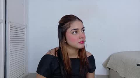 Naty  online show from January 17, 12:23 pm