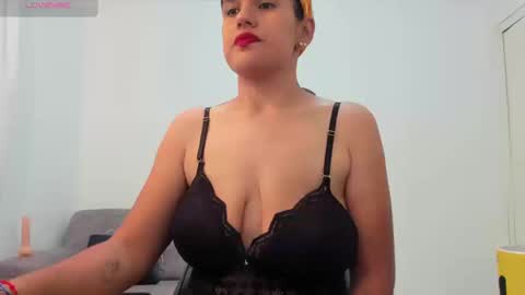 Nathalia online show from March 12, 6:32 pm