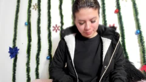 Natalia Walker online show from December 21, 1:04 pm