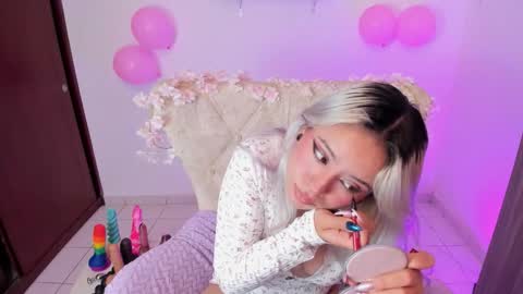 Nataliua Henao online show from September 26, 4:43 am