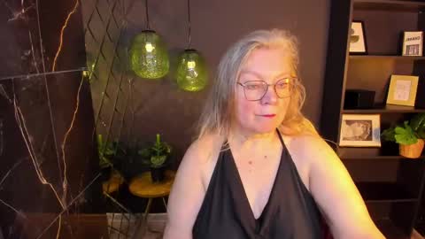 NataliCloud online show from April 17, 1:24 pm