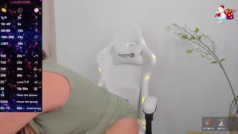 Natalie online show from December 6, 7:11 pm