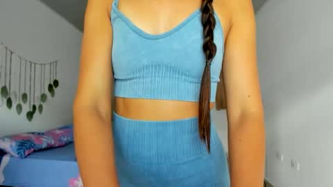 natalyfitt_7 online show from February 7, 9:51 pm