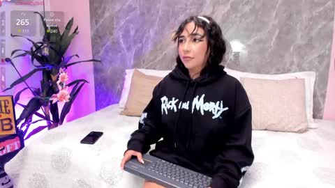 Megan online show from May 11, 9:01 pm