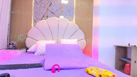 Natasha online show from November 4, 7:19 pm