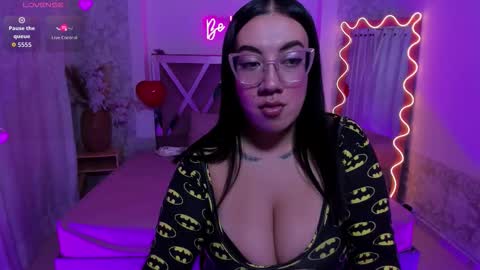 Natashaa  online show from February 21, 3:51 am