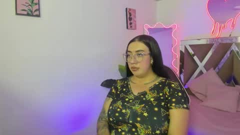 Natashaa  online show from February 28, 3:28 am