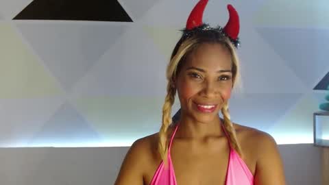 natashadormat online show from December 30, 7:42 pm