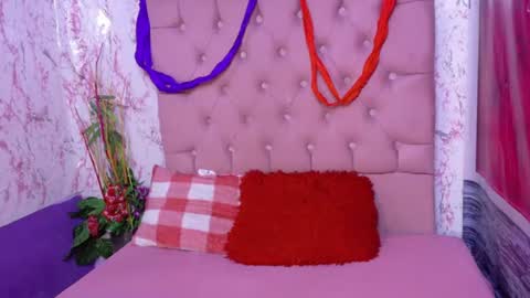 natashaks online show from July 15, 8:57 pm