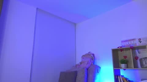 Natasha Independent model online show from December 3, 5:21 am